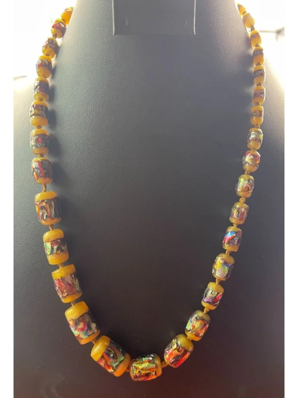 Vintage 1930s Italian Murano Yellow Glass Foil Beaded Necklace Art Nouveau Jewel - Picture 10 of 16